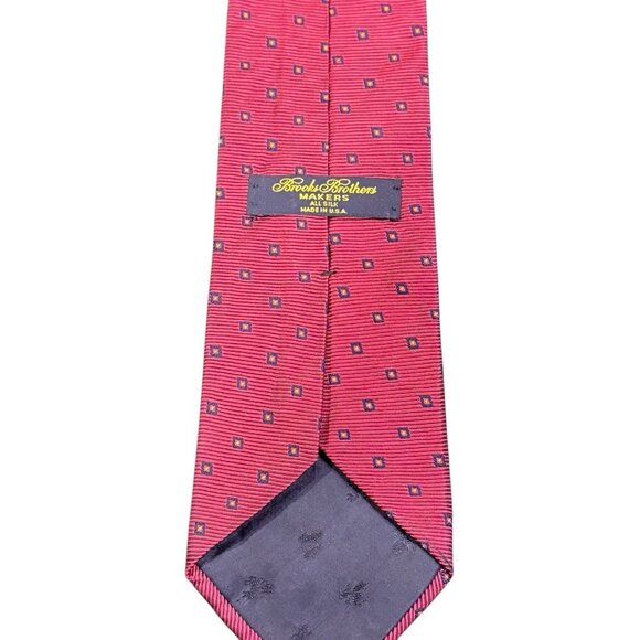 Brooks Brothers Power Red Allover Mini Geometric Silk Mens Neck Tie - Picture 3 of 8